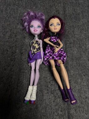 Ever After High Purple Fashion Doll Set - Two Purple Outfit Dolls